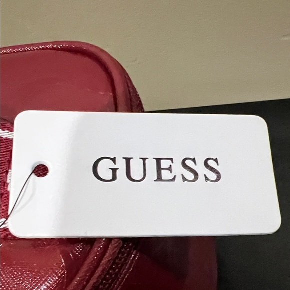 Guess | Iconic Logo Glossy Wine Cosmetic Case - Picture 2 of 12